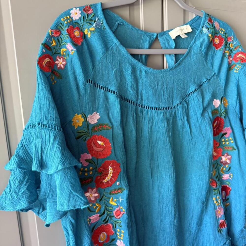 Umgee Blue Blouse with Floral Embroidery - Picture 10 of 14